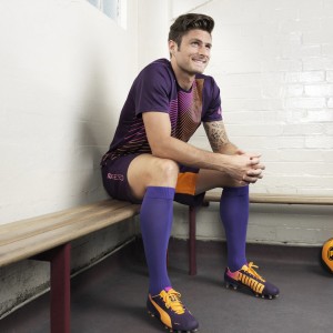 体育娱乐平台-王者归来！西亚卡姆复出战引爆德国球场，东道主观众竟为他沸腾，西亚卡姆复出引爆德国主场，东道主观众竟为他沸腾！